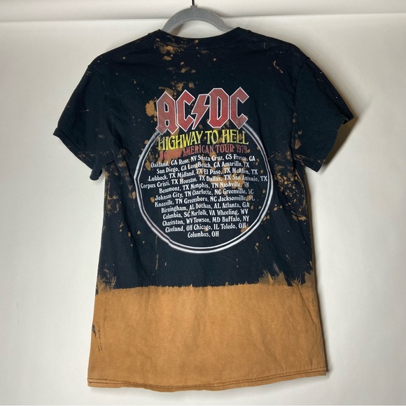 AC/DC Small Distressed Logo Rock Band Short Sleeve Crew Neck Tour Top T Shirt - Picture 4 of 6